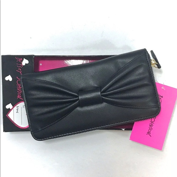Betsey Johnson Large Black Bow Wallet NWT - Picture 7 of 7